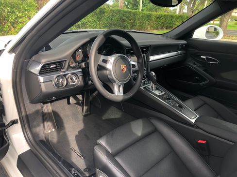 Used 2016 Porsche 911 Carrera 4S image 12
