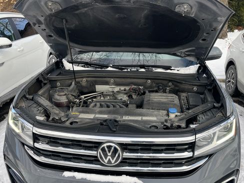 Used 2020 Volkswagen Atlas Cross Sport SE image 8