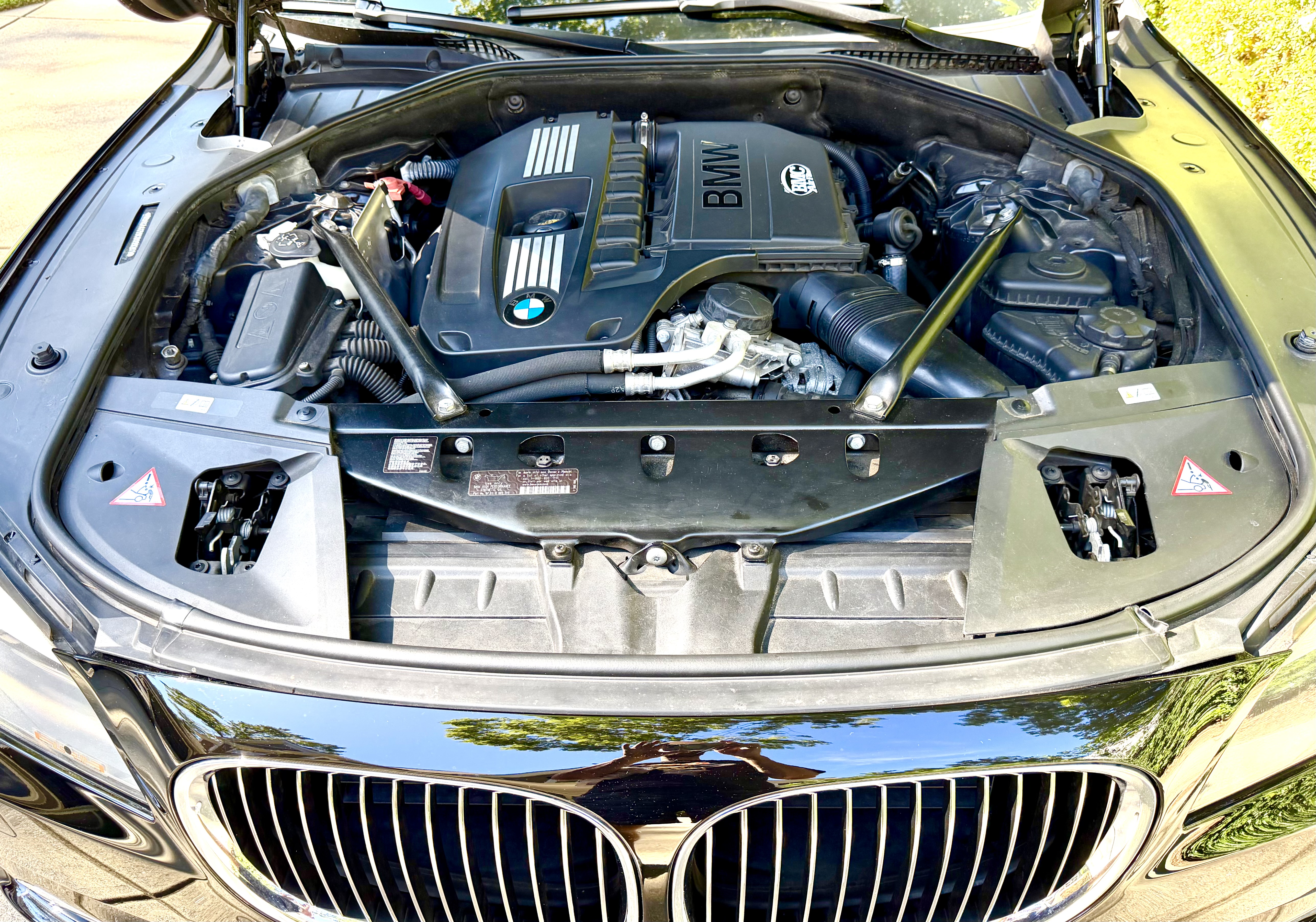 Used 2012 BMW 740i RWD image 17