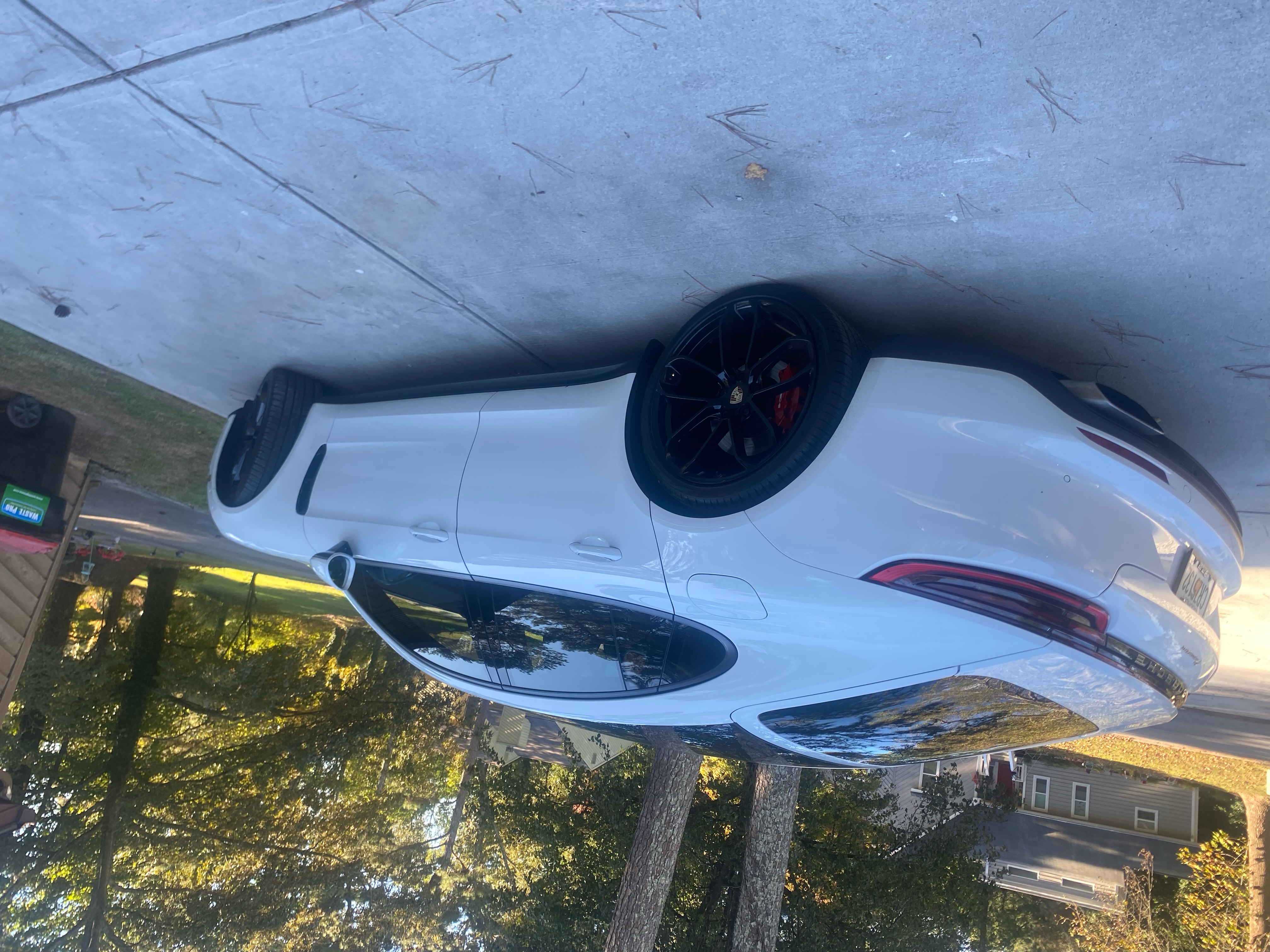 Used 2018 Porsche Panamera 4 AWD/4WD image 2