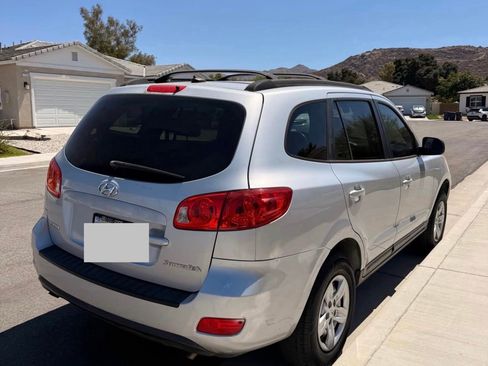 Used 2009 Hyundai Santa Fe GLS w/ Popular Equipment Pkg 2 FWD image 2