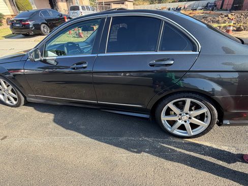 Used 2013 Mercedes-Benz C 250 Sedan image 6