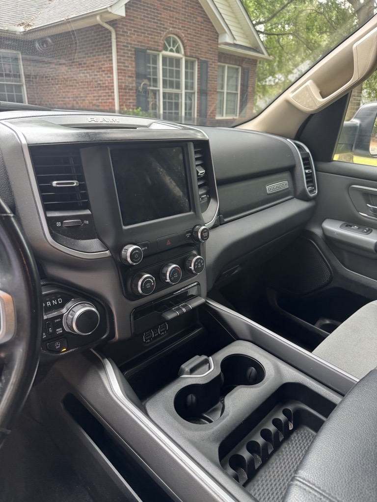 Used 2020 RAM 1500 Big Horn AWD/4WD image 5