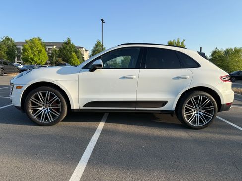 Used 2015 Porsche Macan S AWD/4WD image 5
