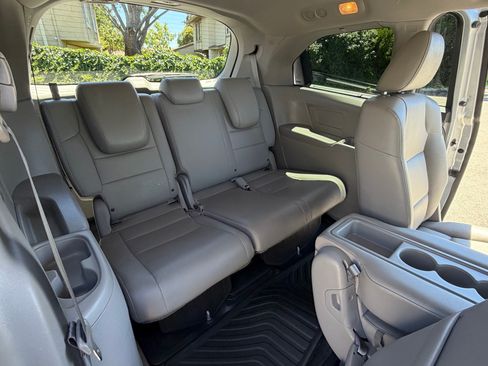 Used 2015 Honda Odyssey EX-L image 14
