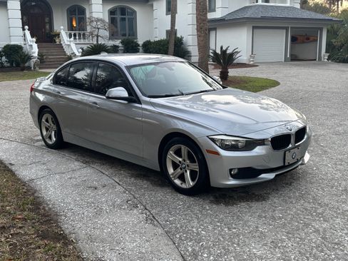 Used 2014 BMW 320i Sedan image 6