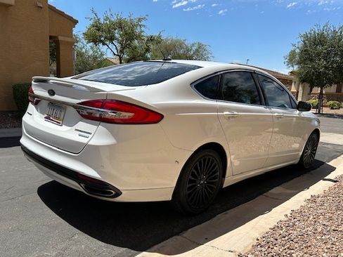 Used 2017 Ford Fusion Titanium FWD image 5