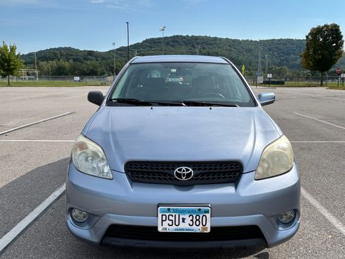 Used 2006 Toyota Matrix XR w/ Extra Value Pkg 1 FWD image 8