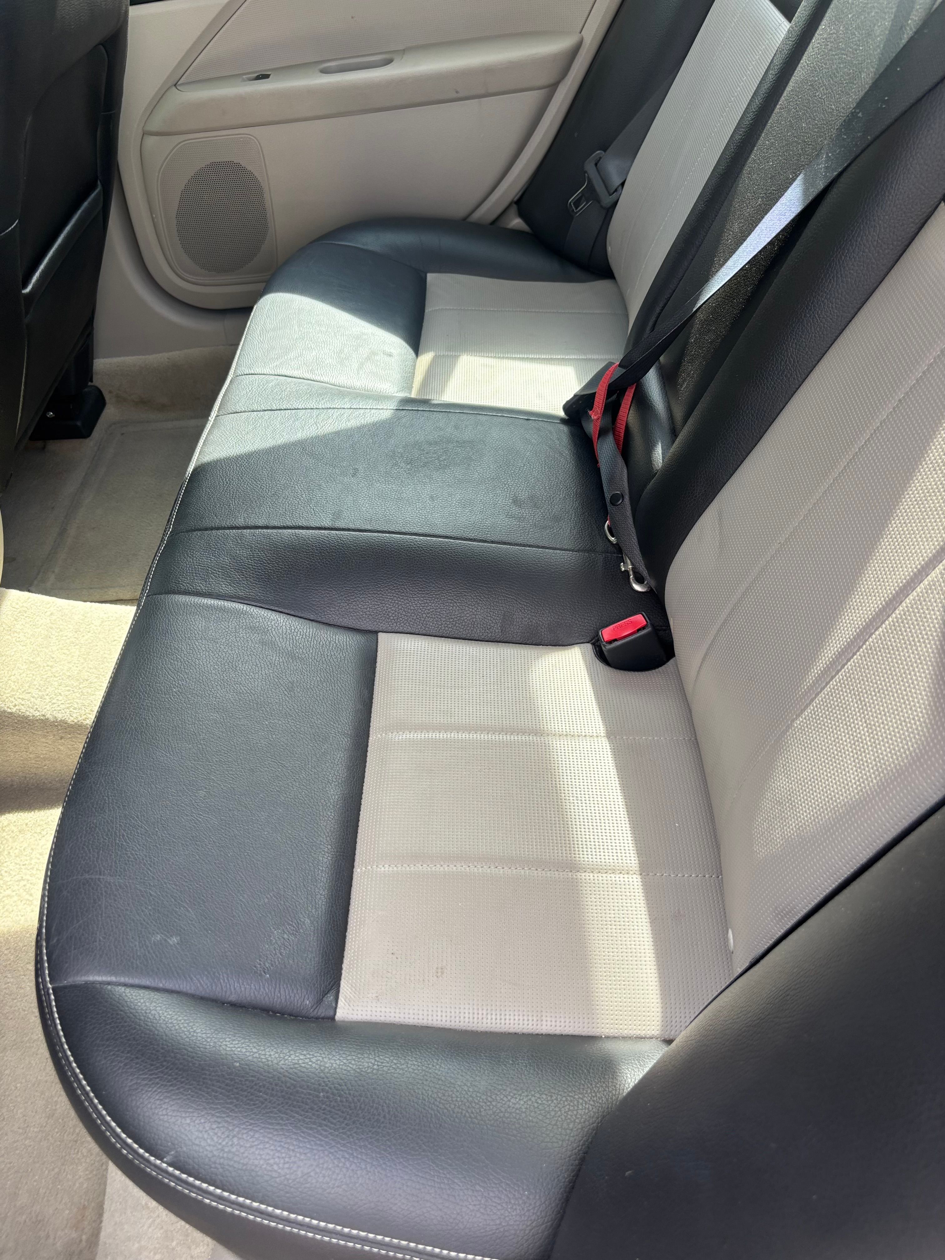 Used 2008 Mercury Milan Premier FWD image 6