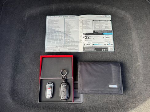 Used 2015 Audi A8 L 4.0T w/ Premium Package image 31