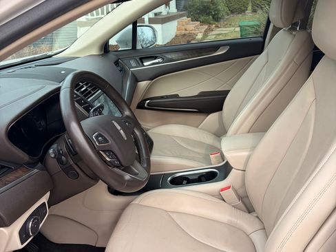 Used 2019 Lincoln MKC Reserve w/ MKC Technology Package image 13