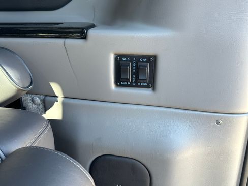 Used 2021 Ford Transit 150 Low Roof AWD image 14