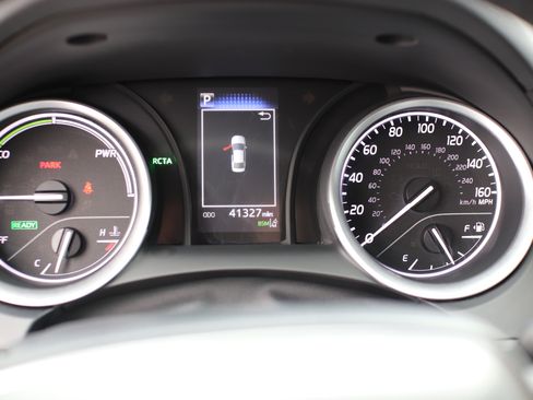 Used 2022 Toyota Camry LE w/ Cold Weather Package image 14