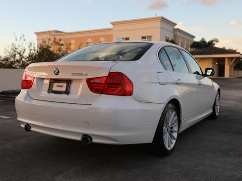 Used 2011 BMW 335d Sedan image 6