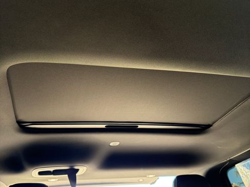 Used 2024 Jeep Wagoneer Series II image 11