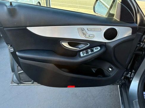 Used 2018 Mercedes-Benz C 300 Sedan image 9