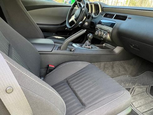 Used 2011 Chevrolet Camaro LS image 11