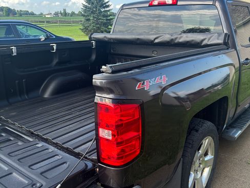 Used 2015 Chevrolet Silverado 1500 LT AWD/4WD image 6