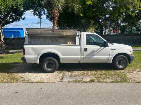 Used 2002 Ford F250 2WD Regular Cab Super Duty image 6