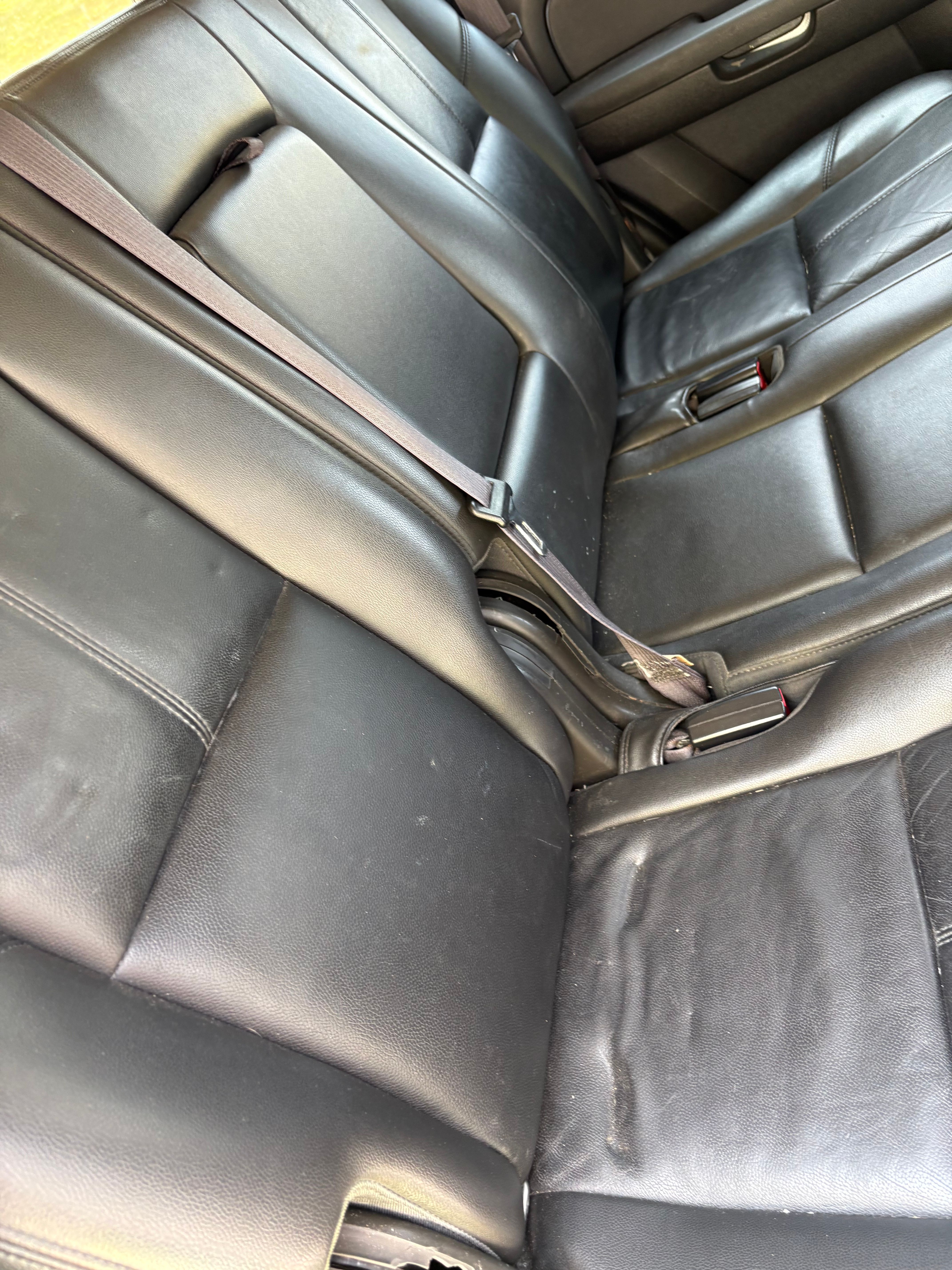 Used 2013 GMC Yukon SLT AWD/4WD image 1