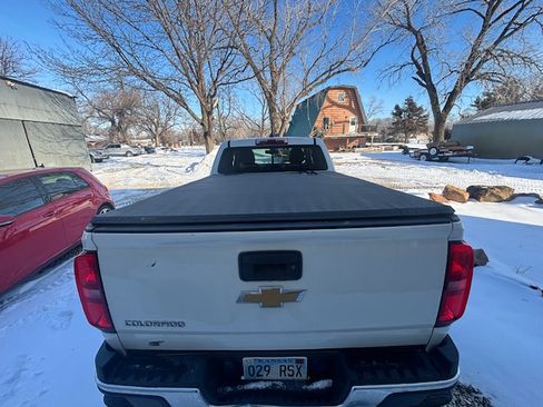 Used 2016 Chevrolet Colorado W/T image 4