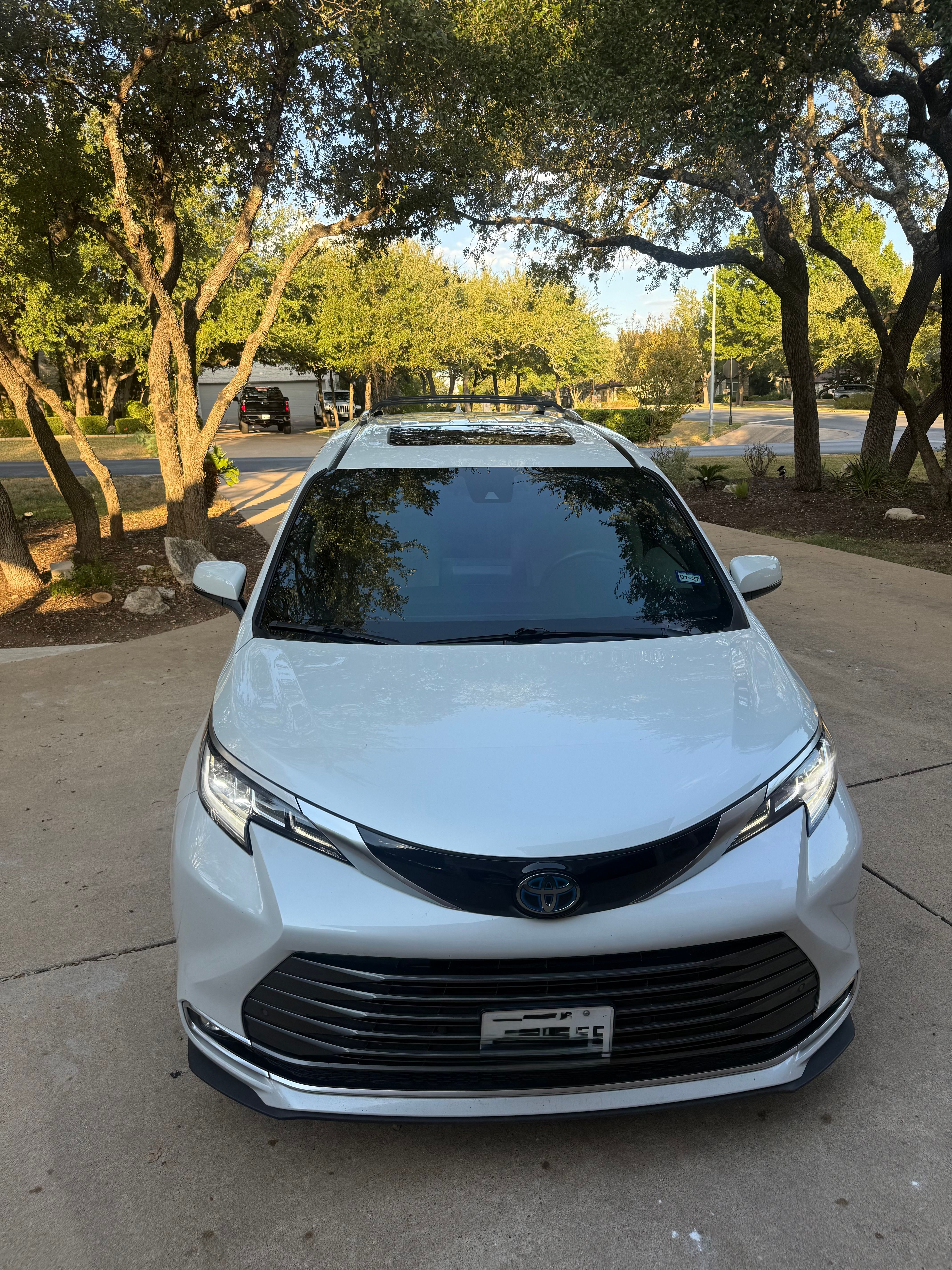 Used 2022 Toyota Sienna Limited AWD/4WD image 13