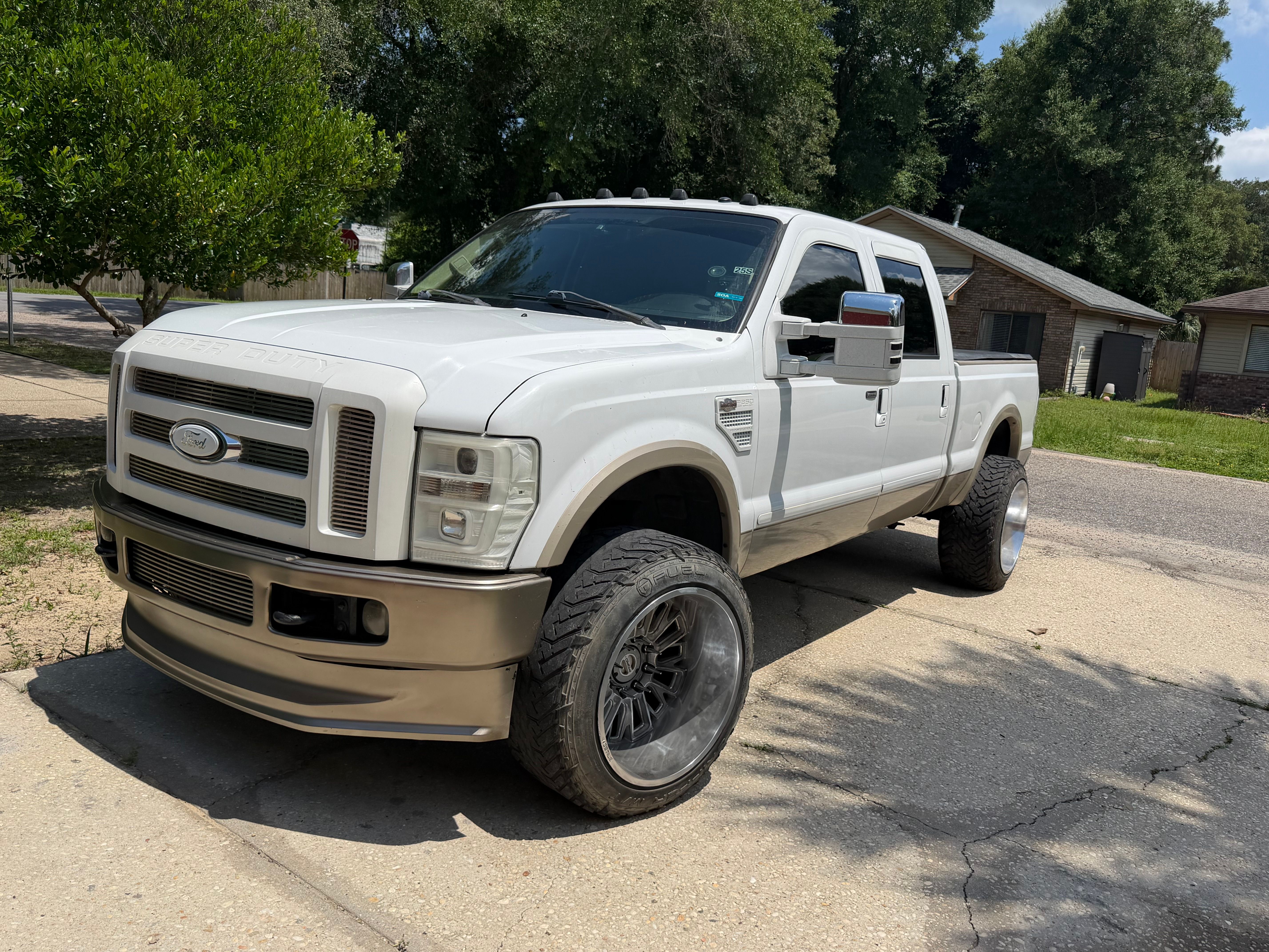 Used 2008 Ford F350 King Ranch AWD/4WD image 2