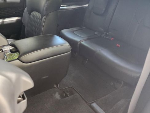 Used 2022 INFINITI QX80 Sensory AWD/4WD image 4