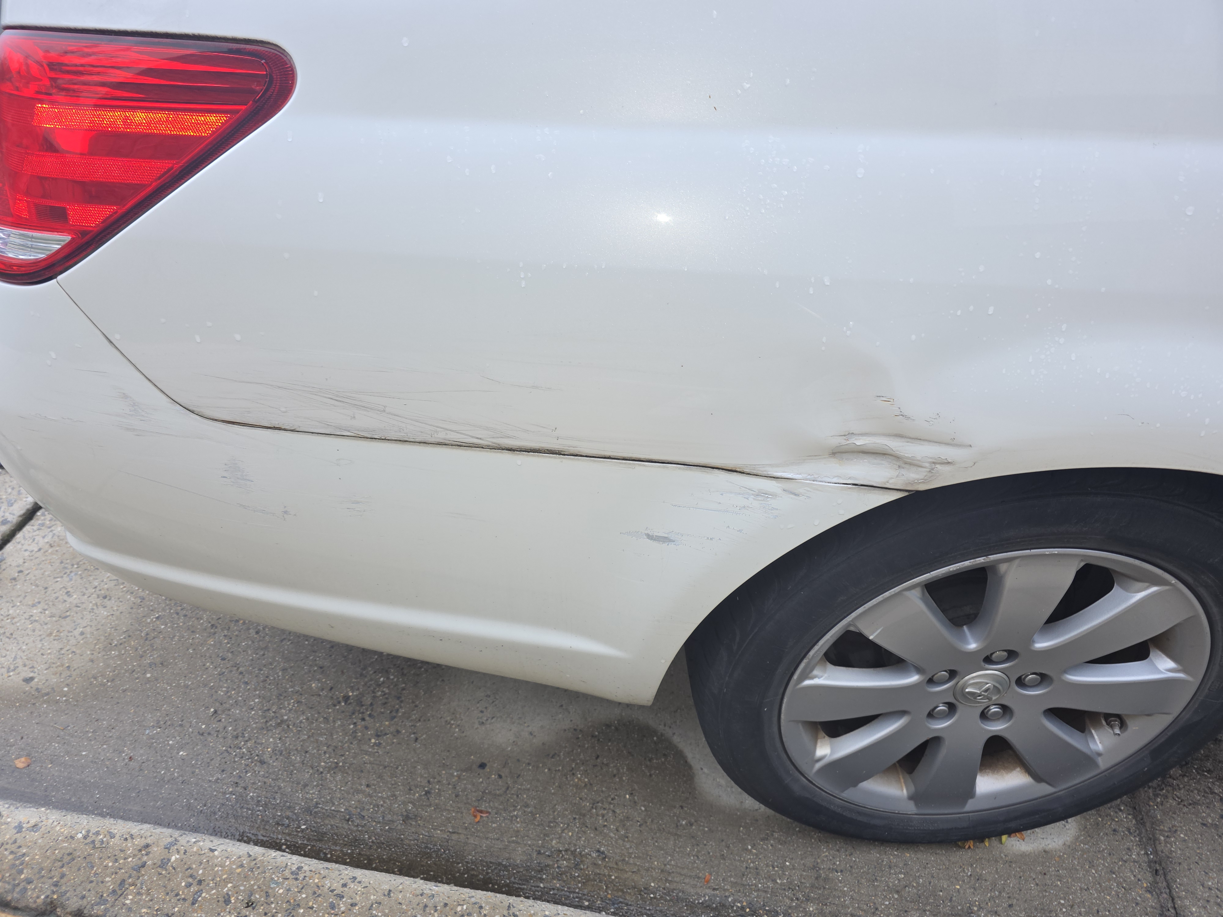 Used 2007 Toyota Avalon XLS FWD image 12