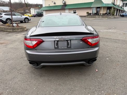 Used 2010 Maserati GranTurismo S RWD image 4