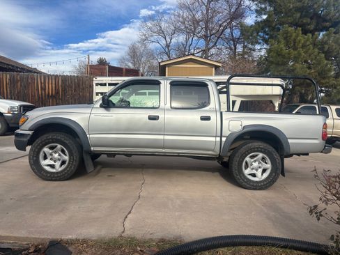 Used 2004 Toyota Tacoma 4x4 Double Cab image 1