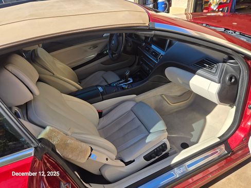 Used 2015 BMW 650i Convertible image 16
