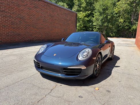 Used 2015 Porsche 911 Carrera image 11