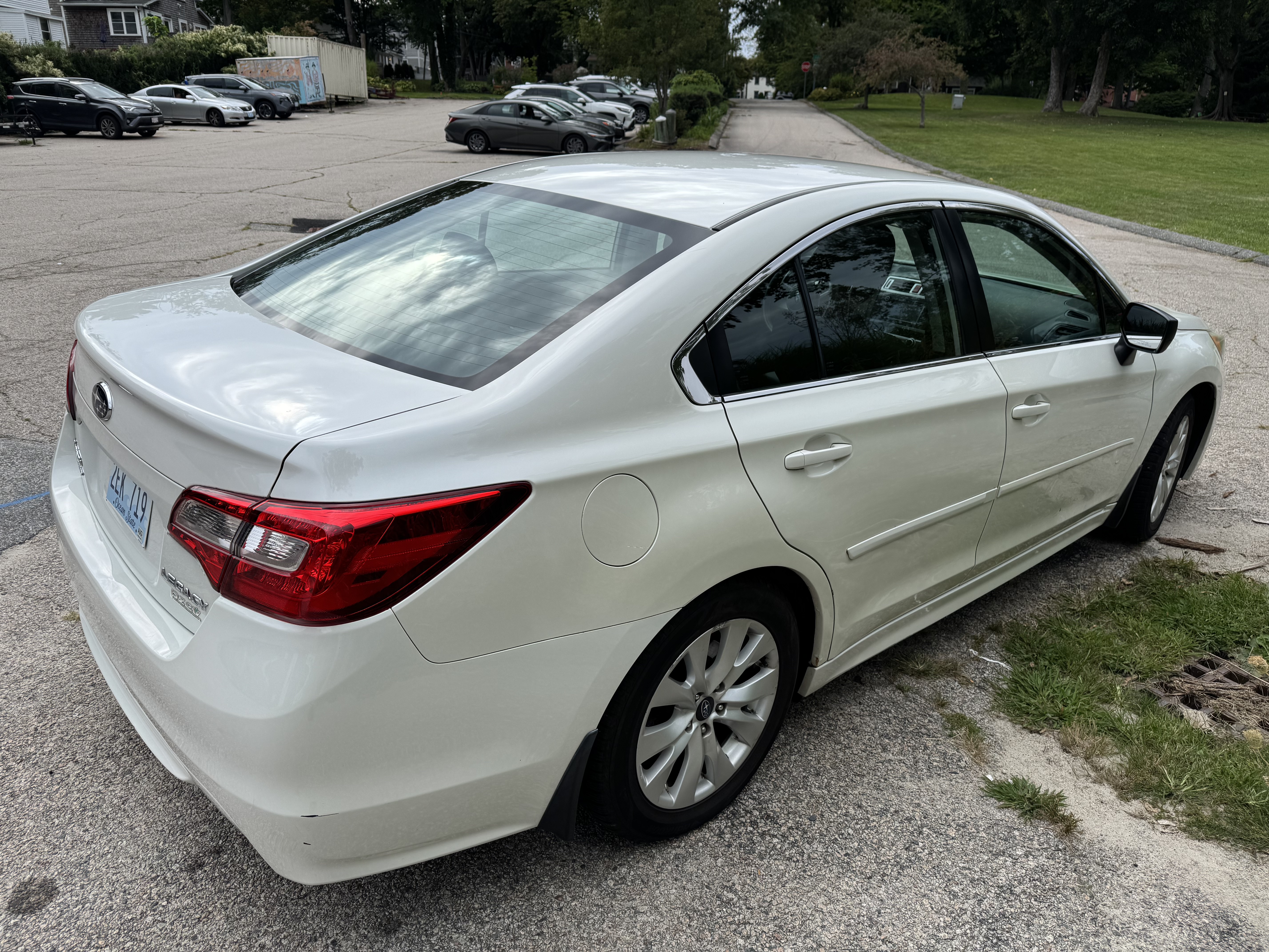 Used 2017 Subaru Legacy 2.5i w/ Alloy Wheel Package AWD/4WD image 5