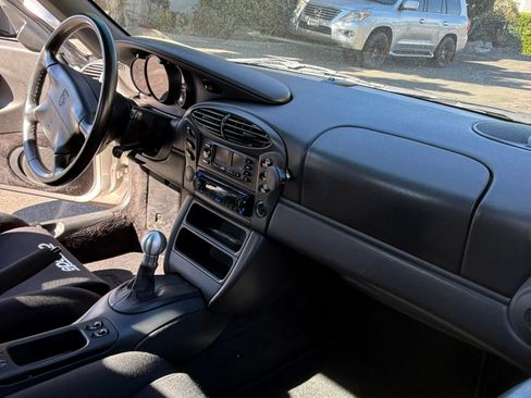 Used 1997 Porsche Boxster image 12