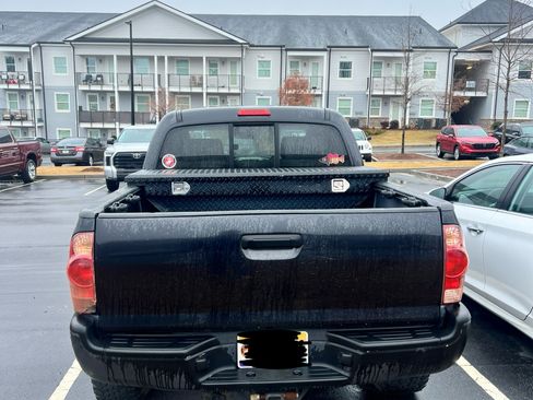 Used 2006 Toyota Tacoma PreRunner image 4