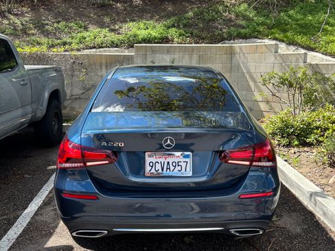 Used 2021 Mercedes-Benz A 220 image 2