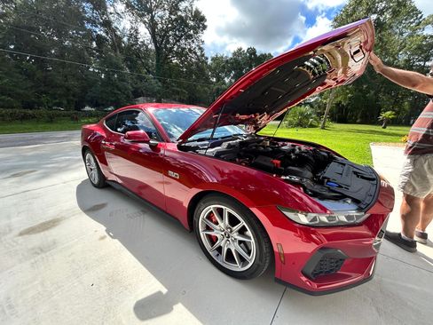 Used 2024 Ford Mustang GT Premium RWD image 2