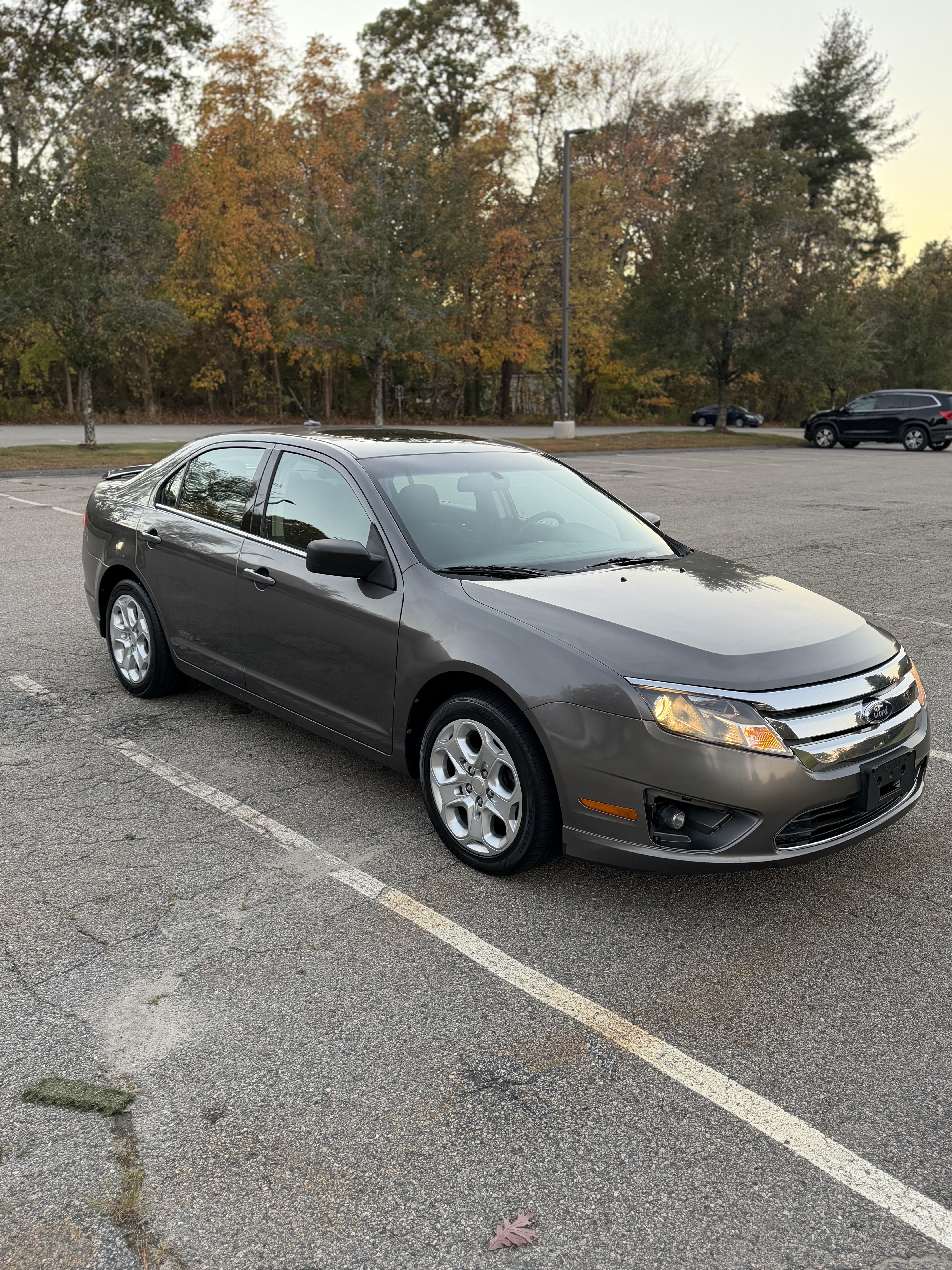 Used 2011 Ford Fusion SE w/ 202A Rapid Spec Order Code FWD image 4