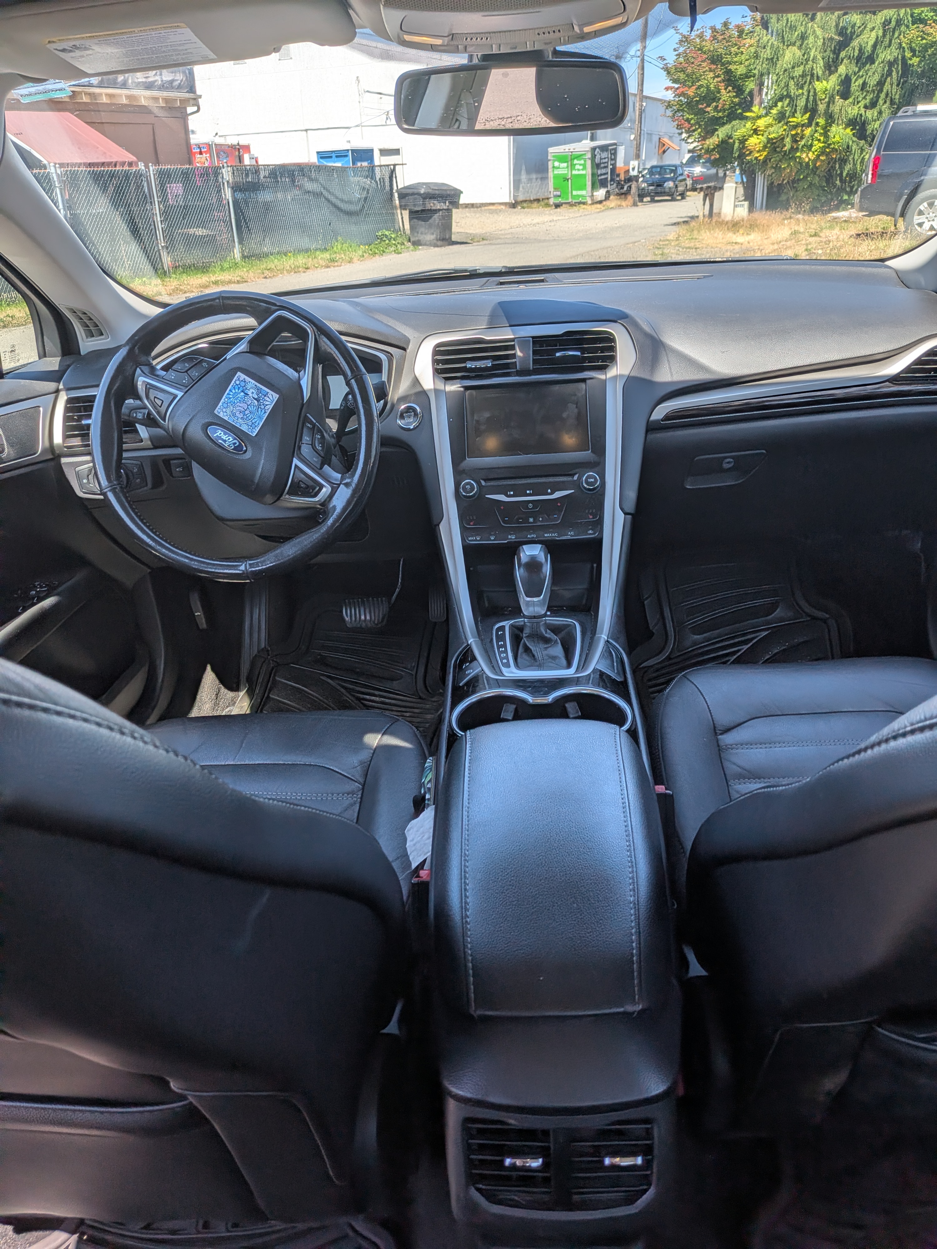Used 2014 Ford Fusion SE w/ Equipment Group 202A FWD image 6