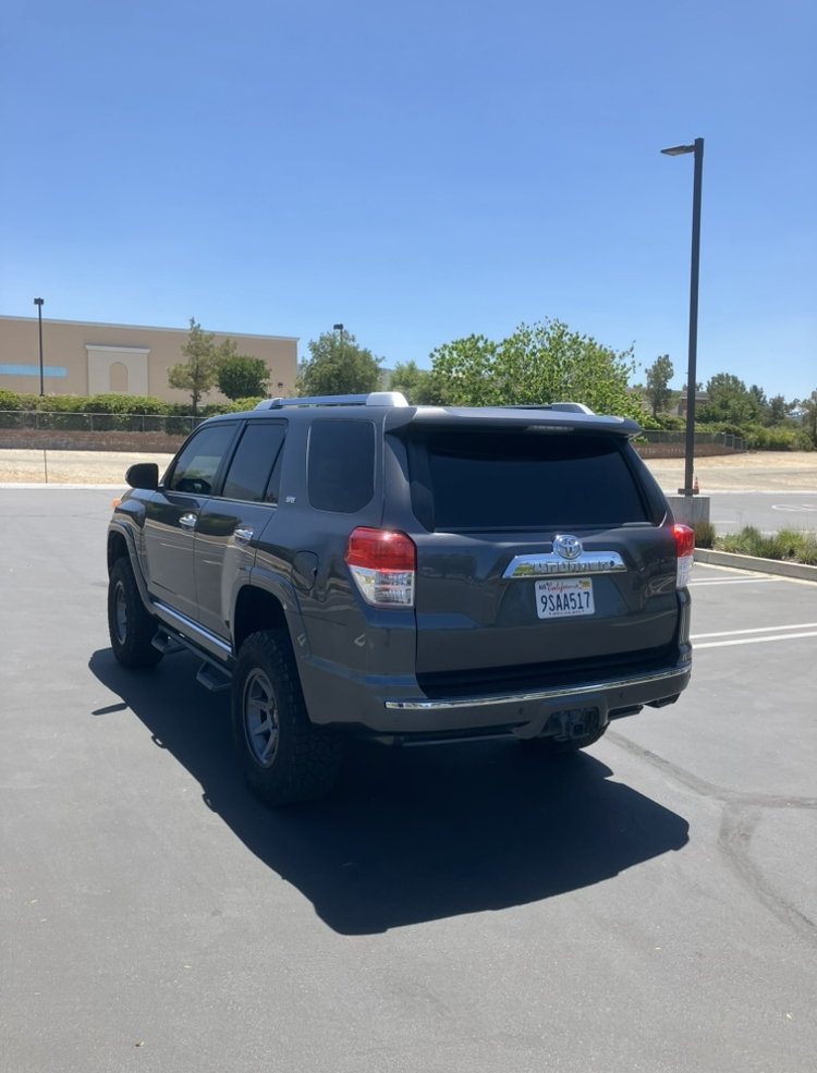 Used 2011 Toyota 4Runner SR5 RWD image 22