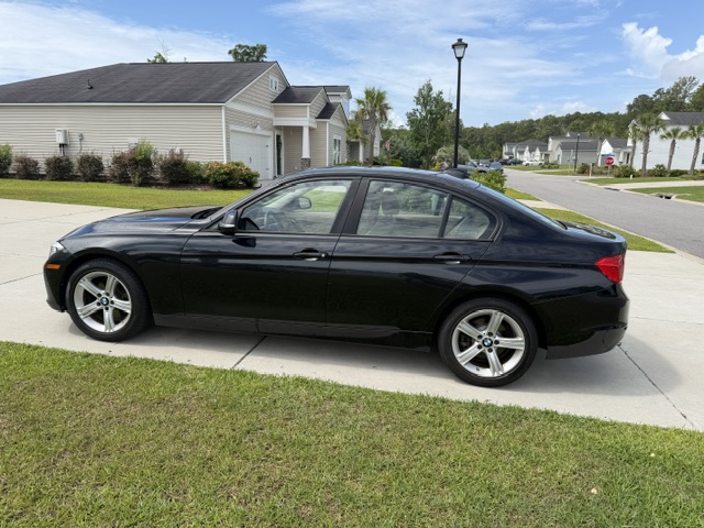Used 2015 BMW 328i xDrive Sedan AWD/4WD image 2
