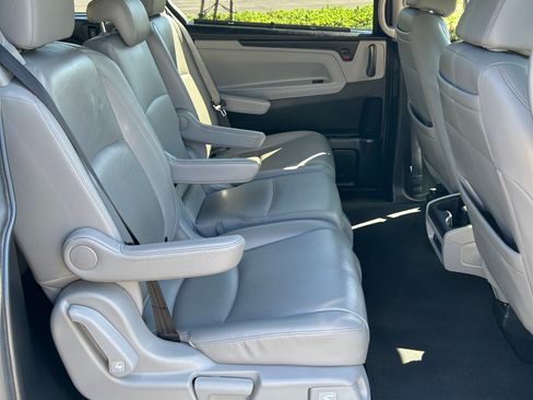Used 2019 Honda Odyssey Elite image 21