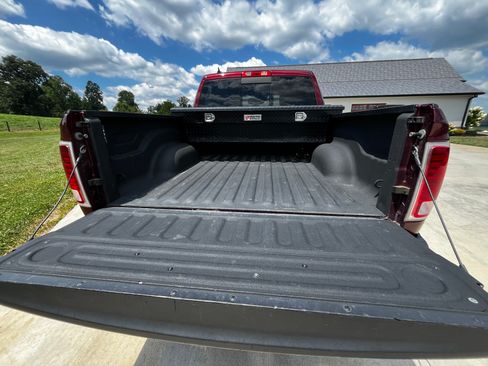 Used 2018 RAM 1500 Limited AWD/4WD image 13