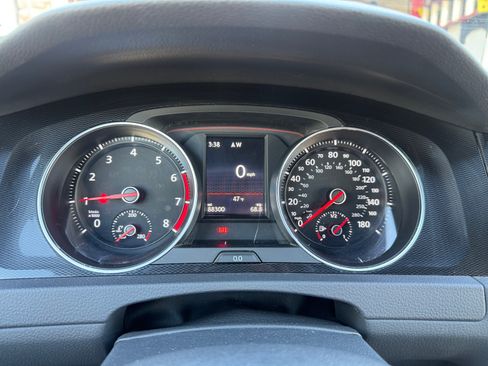 Used 2017 Volkswagen GTI Sport image 15