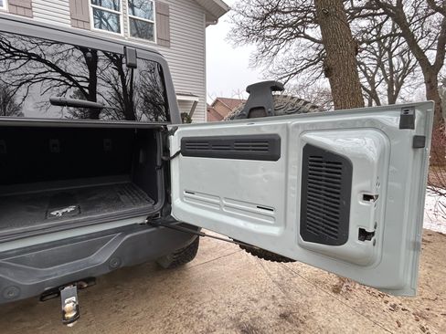 Used 2022 Ford Bronco Outer Banks w/ Sasquatch Package image 22