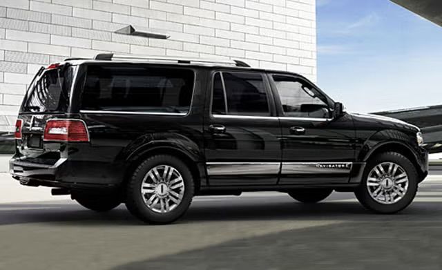 Used 2008 Lincoln Navigator 2WD image 11