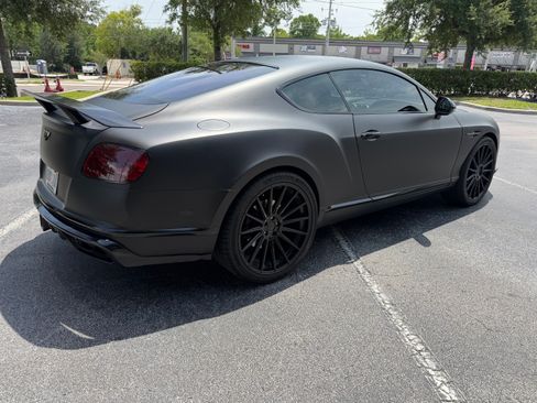 Used 2017 Bentley Continental GT AWD/4WD image 9