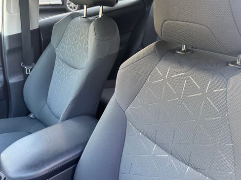 Used 2021 Toyota RAV4 XLE w/ XLE Grade Weather Package image 13