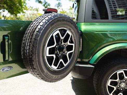 Used 2023 Ford Bronco Outer Banks image 15